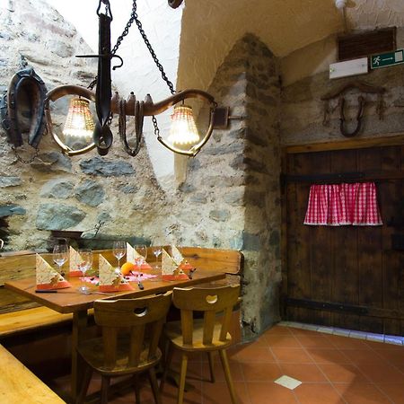 צ'רמס Hotel Loewenwirt מראה חיצוני תמונה